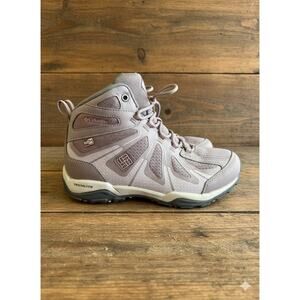Columbia Women’s Size 7 Redmond V2 Mid Waterproof Hiking Boots